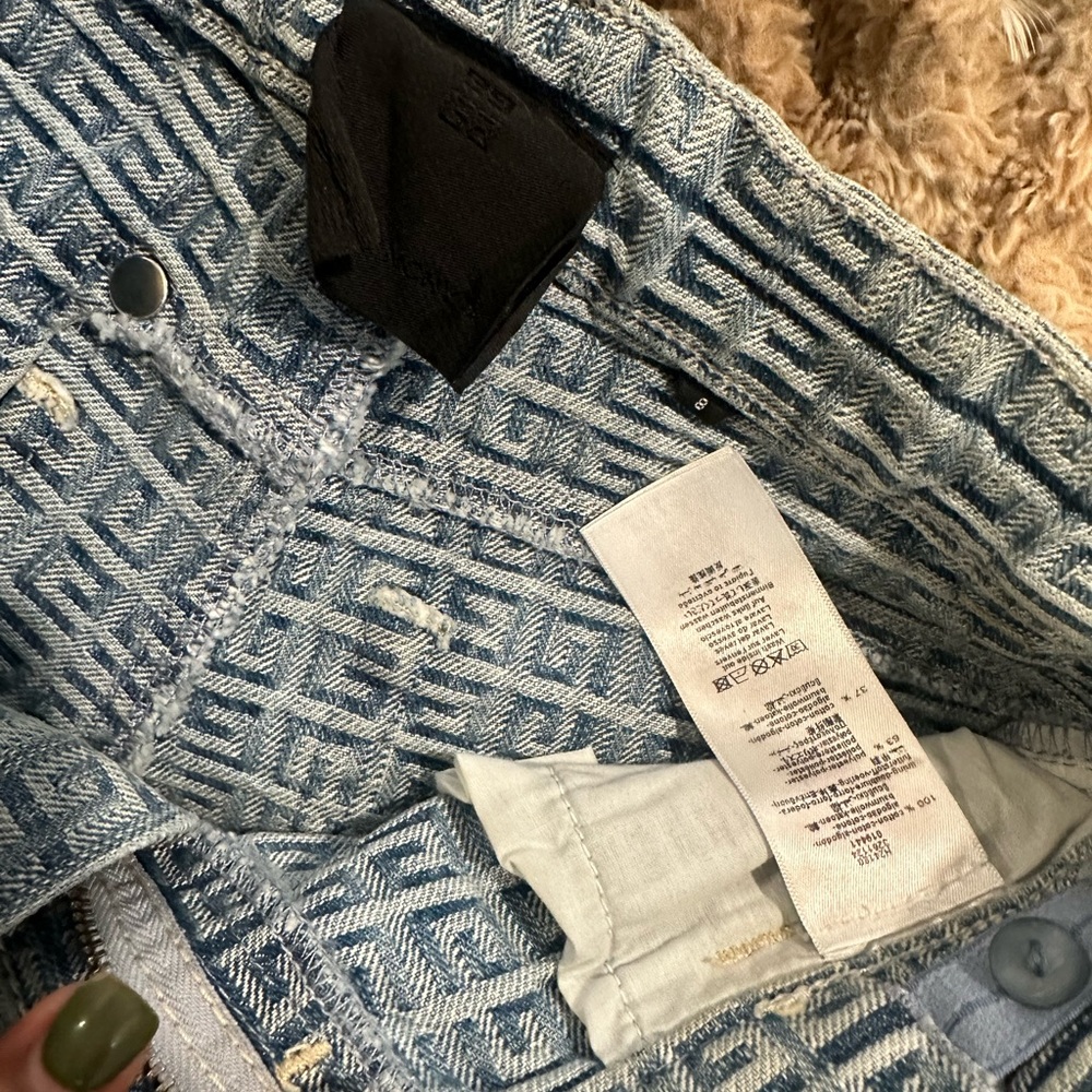 Givenchy Jean Set . - Picture 3 of 8